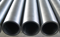 Титановая труба